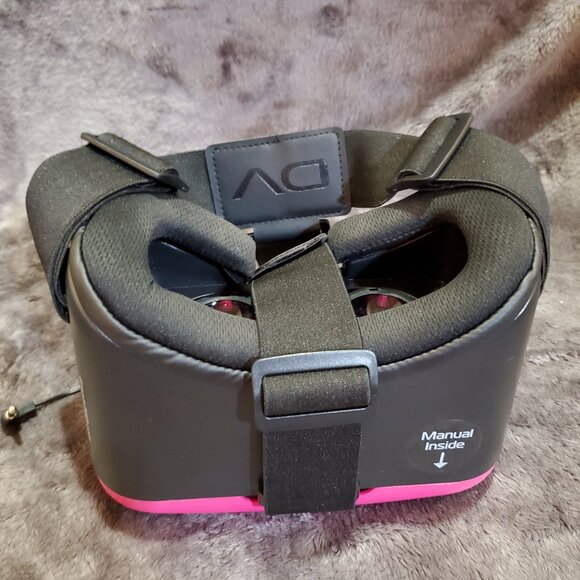 Tzumi Dream Vision Virtual Reality Smartphone Headset - Picture 3 of 10